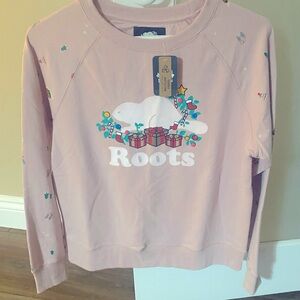 Brand new roots sweater lady’s size small